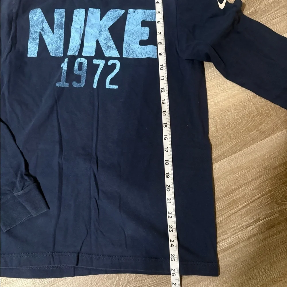 Nike Men's Dark Blue Long Sleeve Tee